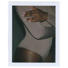 Load image into Gallery viewer, ESSENTIAL CREW NECK LONG SLEEVE BODYSUIT | TIGERS EYE
